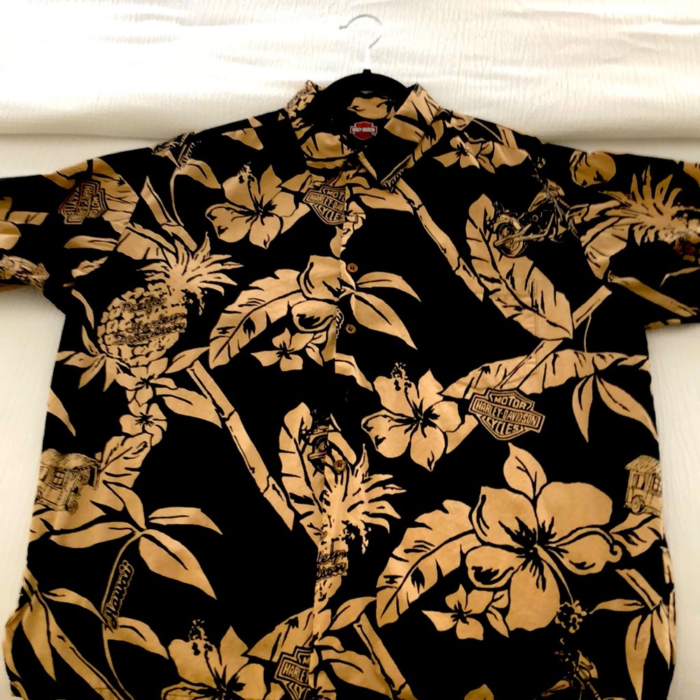 Harley Davidson Hawaiian button up.